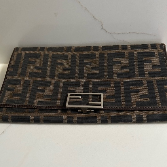 Fendi Wallet - Picture 1 of 7